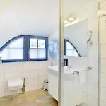 Holiday home Pirateneiche