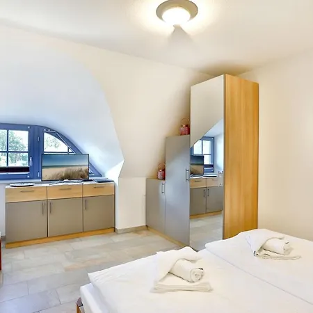Pirateneiche Holiday home *